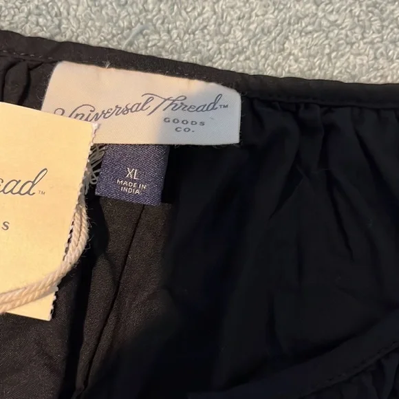 Women’s black dress with pockets  2231 - Picture 3 of 4